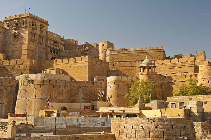 Jaipur to Jaisalmer Bus Rental Service